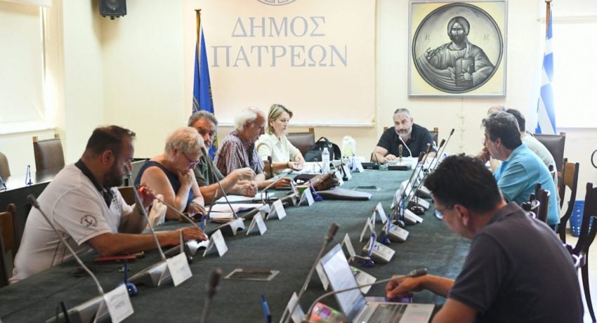 Πάτρα: Η πλειοψηφία της Δημοτικής Επιτροπής αρνήθηκε να καταδικάσει την επίθεση σε βάρος του Παναγιώτη Ρηγόπουλου-Πρόεδρος και αντιδήμαρχοι αμφισβήτησαν το περιστατικό!