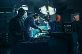 Μεγαλείο ψυχής από πατέρα στην Ήπειρο: Έδωσε τον νεφρό του για να σωθεί ο 31χρονος γιος του