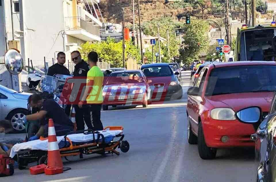 Πάτρα: Τροχαίο με δίκυκλο - Εκτινάχθηκε γυναίκα οδηγός (ΦΩΤΟ)