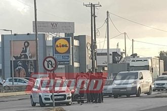 Πάτρα: Αναστάτωση από τροχαίο στην Παραλία (ΦΩΤΟ)