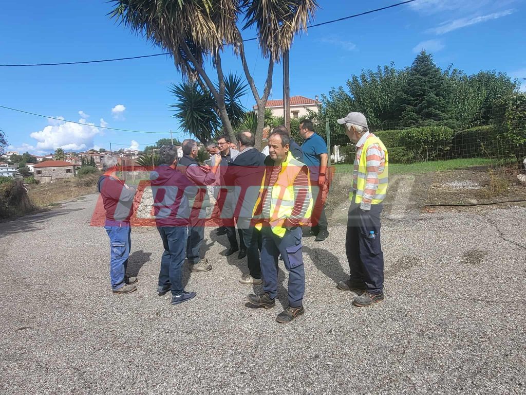 Δυτ. Ελλάδα: Δημιουργήθηκε κρατήρας δεκάδων μέτρων μέσα σε κοινότητα ανάμεσα σε σπίτια που έχουν αποκλειστεί- ΑΠΙΣΤΕΥΤΕΣ ΕΙΚΟΝΕΣ