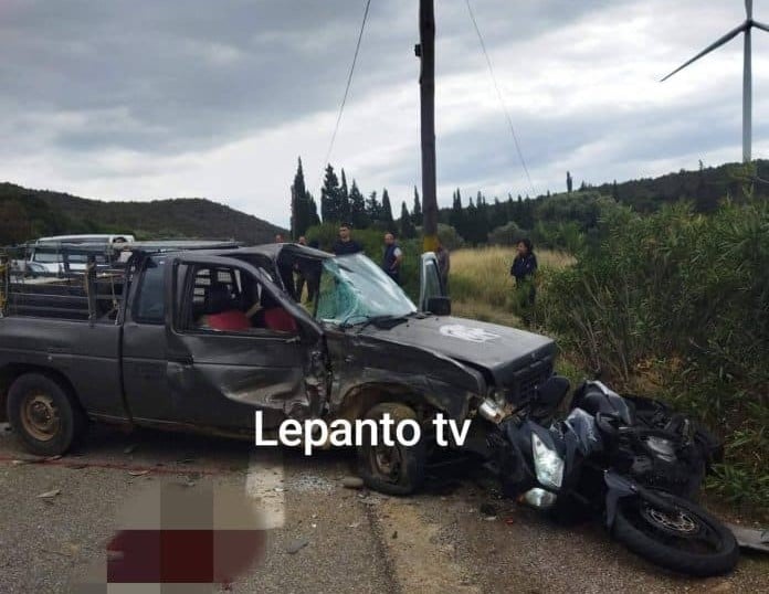 Τραγωδία στη Φωκίδα: Ένας νεκρός και ένας σοβαρά τραυματίας σε τροχαίο - Δύο μηχανές συγκρούστηκαν με αγροτικό  (ΦΩΤΟ)