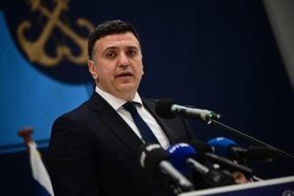 Β. Κικίλιας: 85 χρόνια μετά το "ΟΧΙ", θλίβομαι γι αυτά που συμβαίνουν με το μνημείο του "Αγνώστου Στρατιώτη"