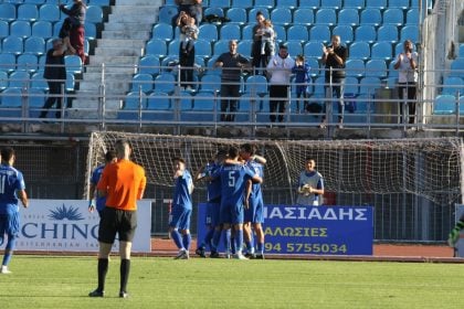 Η Καβάλα δέχθηκε έξι γκολ από τη Νίκη Βόλου και μετά το ματς έδιωξε… ισάριθμους παίκτες