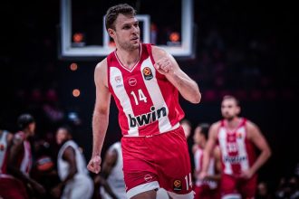 Για την τρίτη νίκη στην Ευρωλίγκα ο Ολυμπιακός κόντρα στην Εφές