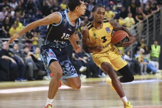 Ο Κολοσσός νίκησε και πάλι τον Άρη στη Θεσσαλονίκη επικρατώντας με 73-65 - Βίντεο