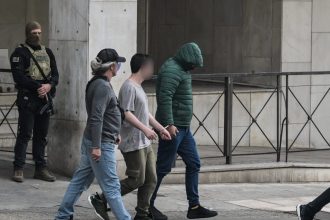 ΟΠΕΚΕΠΕ: Ενώπιον ανακριτή σήμερα η φερόμενη ως «αρχηγική ομάδα» – Προφυλακίστηκαν 4 από τους 12 συλληφθέντες που απολογήθηκαν χθες