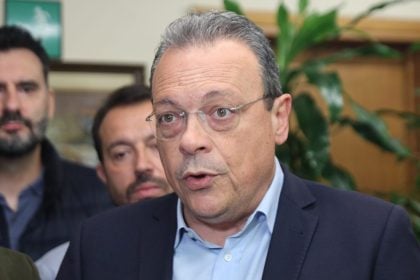 Φάμελλος για ΕΛΤΑ: Μην τολμήσει ο Μητσοτάκης να κλείσει τα υποκαταστήματα πριν τη συζήτηση στη Βουλή