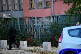 Γαλλία: Μαρτυρίες για τη ληστεία με τα καλάσνικοφ και τα εκρηκτικά σε εργαστήριο πολύτιμων μετάλλων στη Λυών – «Διήρκεσε 7 λεπτά και άρπαξαν ράβδους χρυσού»