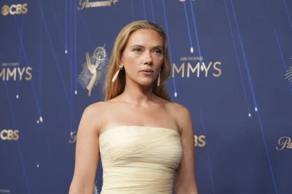Η Scarlett Johansson θα παίξει μια διάσημη “κακιά” στη νέα live action μεταφορά της Disney