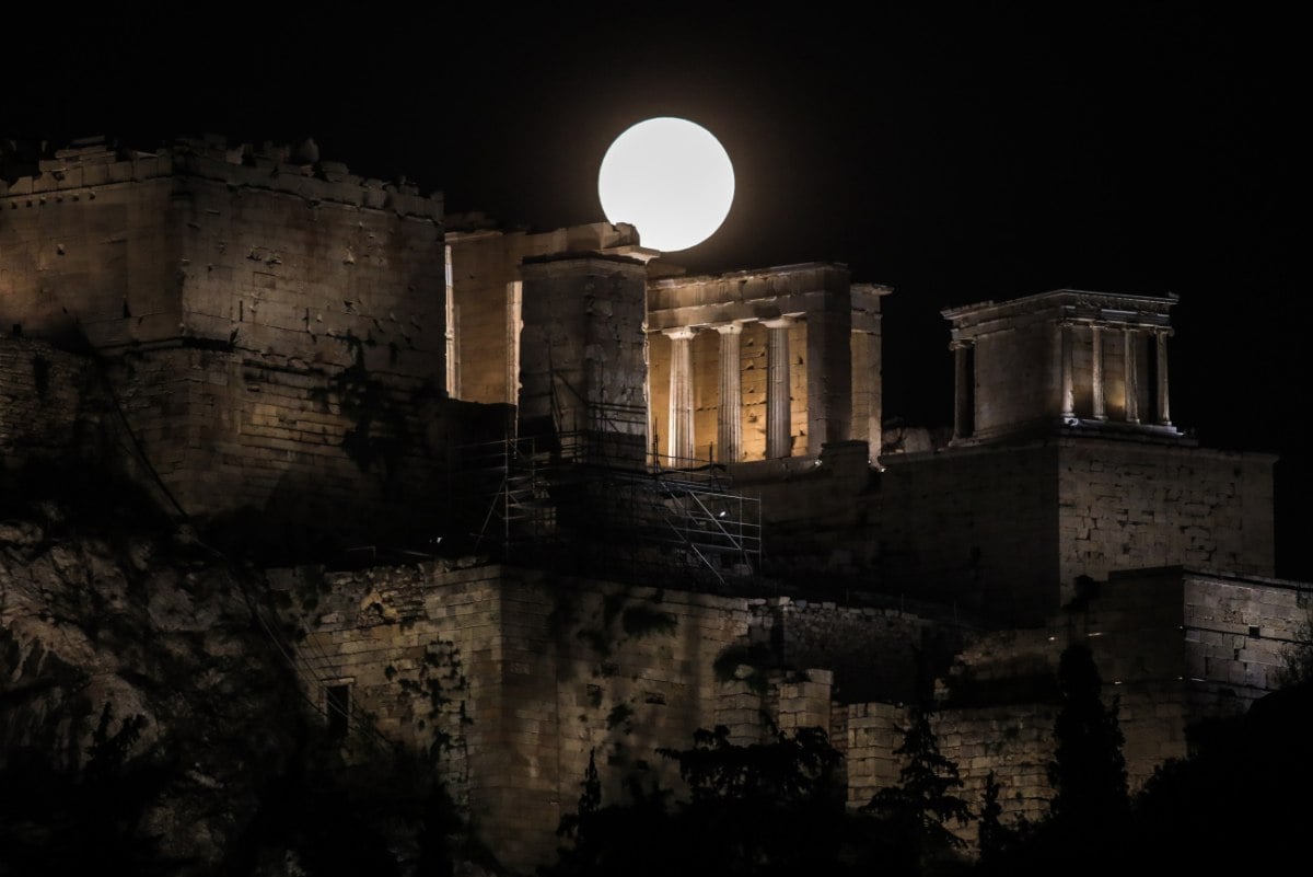 Πανσέληνος της Συγκομιδής: Θα φωτίσει τον ουρανό σήμερα Τρίτη