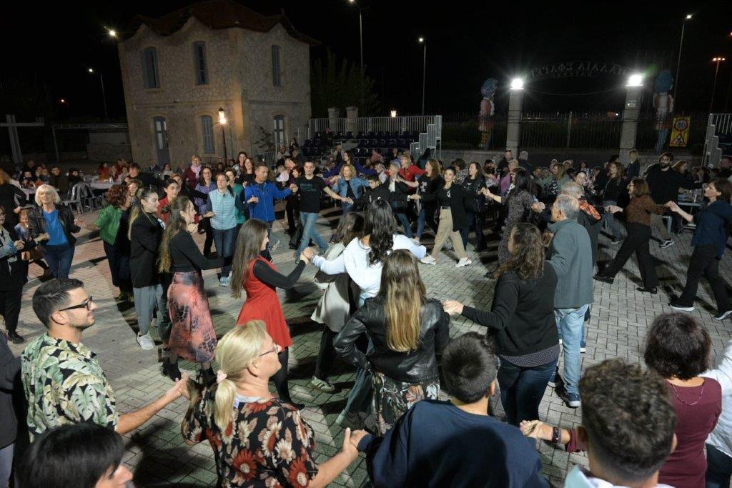  Το Χορευτικό Τμήμα του Δήμου Πατρέων γιόρτασε 49 χρόνια ζωής - ΦΩΤΟ