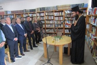 Αγιασμός στο 2ο Σχολείο Δεύτερης Ευκαιρίας Πάτρας και στο Δημοτικό Σχολείο Αγίου Στεφάνου