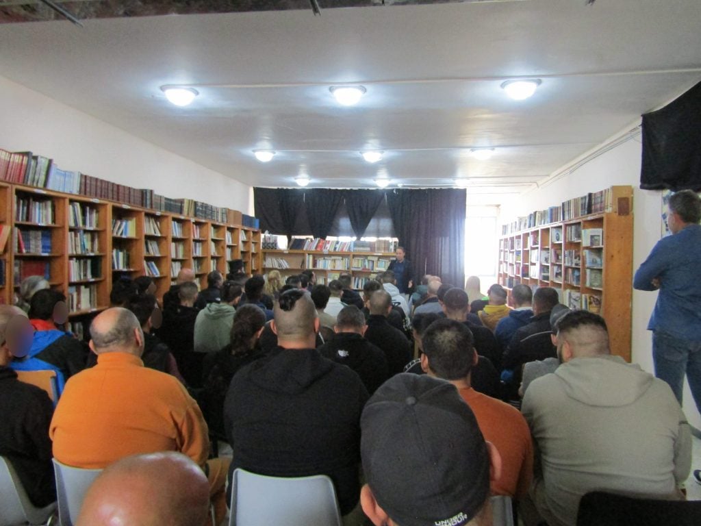 Αγιασμός στο 2ο Σχολείο Δεύτερης Ευκαιρίας Πάτρας και στο Δημοτικό Σχολείο Αγίου Στεφάνου