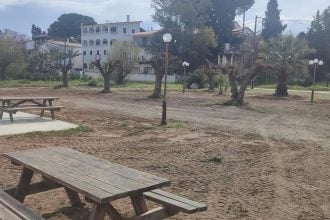 "Πείρος": Επιστολή Μπαρμπούνη σε Αλεξόπουλο για την πλατεία της παραλίας Κάτω Αλισσού