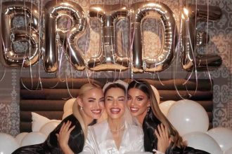 Ιωάννα Τούνη: «Ε, όχι να παντρευτεί το Ματινάκι πριν από εμάς» – Η ανάρτηση από το Λας Βέγκας