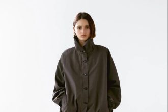Technical bomber jacket: Το πανωφόρι που θα φοράμε όλοι το φθινόπωρο