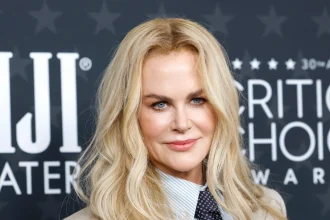 Η Νικόλ Κίντμαν μόλις υιοθέτησε το κούρεμα που κρύβει χρόνια από το πρόσωπο