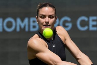 Τουρνουά Τόκιο: «Χόρευε» στη βροχή η Σάκκαρη!