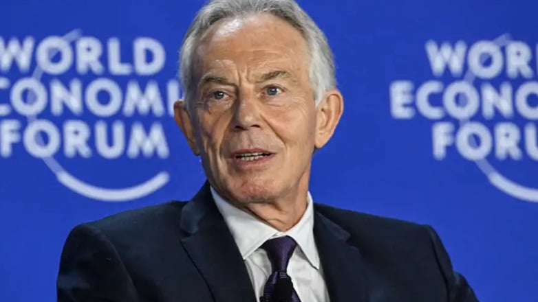 BBC: Ο Τόνι Μπλερ συναντήθηκε με τον Τζέφρι Έπσταϊν όσο ήταν Πρωθυπουργός