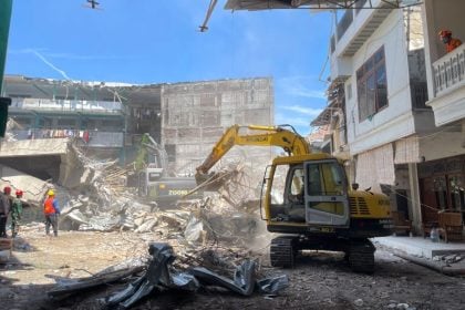 Ινδονησία: Στους 37 αυξήθηκαν οι νεκροί από την κατάρρευση ισλαμικού οικοτροφείου – Αγνοούνται 26 άνθρωποι