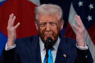 Ο Τραμπ έδωσε εντολή να ξεκινήσουν άμεσα δοκιμές πυρηνικών όπλων