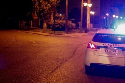 Πυροβόλησαν μηχάνημα της Περιφέρειας Δυτικής Ελλάδας - Συναγερμός στην ΕΛ.ΑΣ (ΦΩΤΟ - ΒΙΝΤΕΟ)