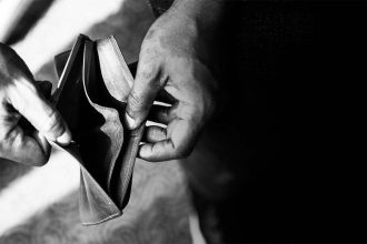 Στις πιο ευάλωτες θέσεις πανευρωπαϊκά η Δυτική Ελλάδα σύμφωνα με την Eurostat - Σε κίνδυνο φτώχειας ή κοινωνικού αποκλεισμού