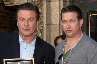 Τροχαίο για τον Άλεκ και Στίβεν Μπάλντουιν – Το όχημά τους έπεσε πάνω σε δέντρο