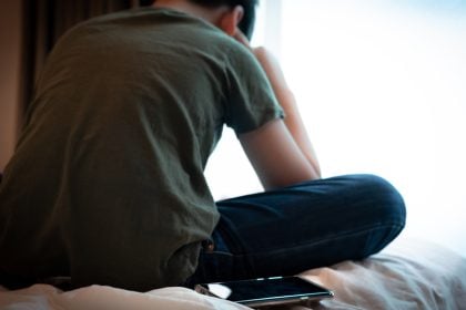 Απίστευτο περιστατικό στην Πάτρα: Γονείς εγκατέλειψαν τον ανήλικο γιο τους με αυτισμό σε κέντρο φροντίδας – Αναζητούνται από την Αστυνομία