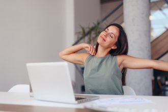 Έτσι απλά ενεργοποιείς το μεταβολισμό όσο κάθεσαι