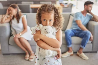 Διαζύγιο: Πώς επηρεάζει την ανάπτυξη των παιδιών - Mελέτη σε 62.000 νήπια απαντά