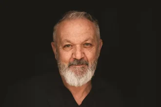 Χρήστος Θηβαίος για Διονύση Σαββόπουλο: Χάσαμε όλοι τον παππού μας που μας έλεγε παραμύθια