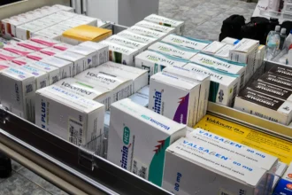 Ακριβά φάρμακα: Στην τελική ευθεία η διανομή τους από τα φαρμακεία