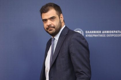 Παύλος Μαρινάκης: Το μνημείο του Αγνώστου Στρατιώτη δεν ανήκει σε κανέναν μεμονωμένα
