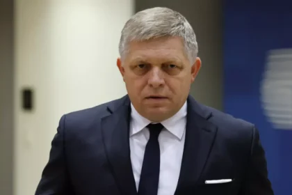 Η Σλοβακία πέρασε τροπολογία «οδοστρωτήρα» για τα δικαιώματα των ΛΟΑΤΚΙ+