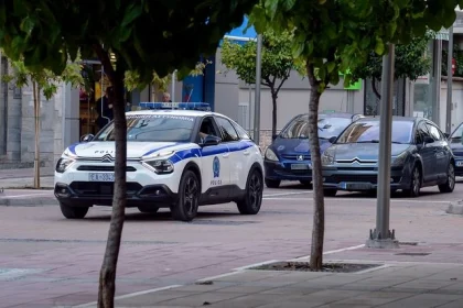 Φοινικούντα: Στα δικαστήρια της Καλαμάτας ο ανιψιός του 68χρονου και η σύντροφός του
