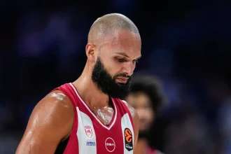 Ολυμπιακός – Εφές: Απίθανο να αγωνιστούν Φουρνιέ και ΜακΚίσικ