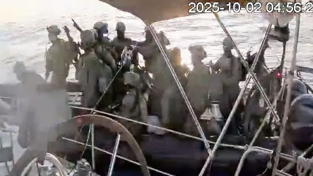 Global Sumud Flotilla: Αγωνία για τους δύο πατρινούς που κρατούν οι Ισραηλινοί, μετά το ρεσάλτο στα πλοία με ανθρωπιστική βοήθεια - ΦΩΤΟ