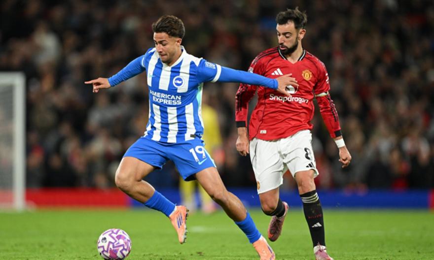 Προπονητής Μπράιτον για Κωστούλα: Είμαστε πολύ χαρούμενοι μαζί του