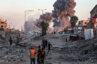 Γάζα: Συνεχίζουν να ανασύρουν σορούς από τα ερείπια - Τουλάχιστον 117 εντοπίστηκαν το τελευταίο 24ωρο