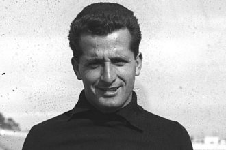 Θλίψη στο ελληνικό ποδόσφαιρο – Έφυγε από τη ζωή ο Κώστας Βαλλιάνος