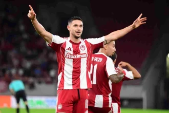 Κύπελλο: Ο Ολυμπιακός διέλυσε τον Βόλο με πρώτο κανόνι... τον Γιάρεμτσουκ!