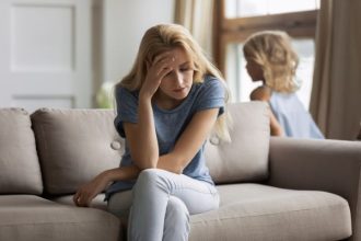 Γονείς: Tο 49% νιώθει ότι έχασε την ταυτότητά του μετά τα παιδιά