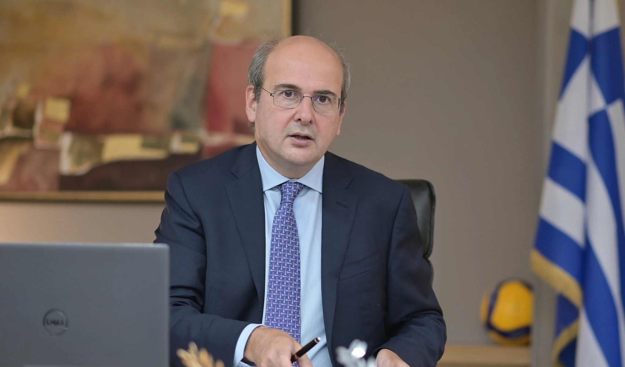 Κ. Χατζηδάκης: Τα μνημεία των ηρώων δεν είναι χώροι για διαμαρτυρίες