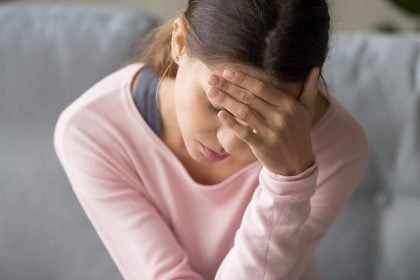 Τι να φας (και τι να αποφύγεις) όταν έχεις πονοκέφαλο