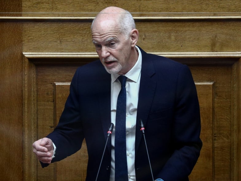 Η ...άτυπη αναμέτρηση Παπανδρέου-Βενιζέλου αύριο στην Πάτρα