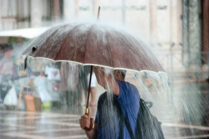 Εκτακτο δελτίο ΕΜΥ: Καταιγίδες και χαλάζι από την Πέμπτη – Πού αναμένονται έντονα φαινόμενα