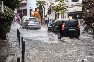 Καιρός: Νέα κακοκαιρία από τη Δευτέρα – Καταιγίδες και πτώση θερμοκρασίας σε Δυτικά & Ιόνιο