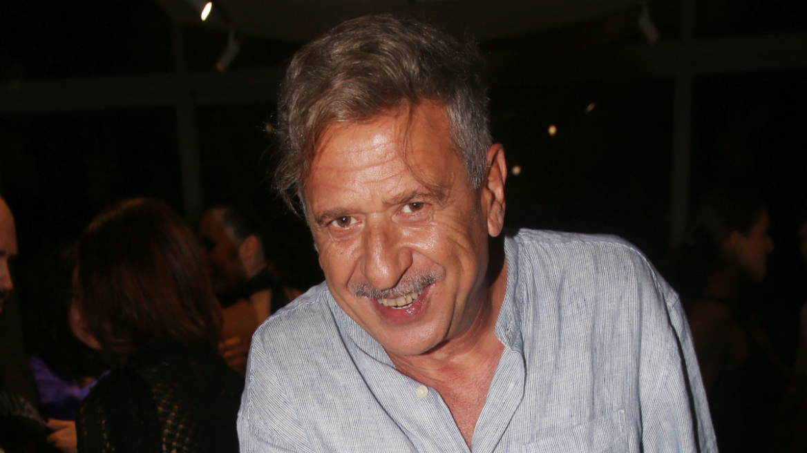 Κώστας Κόκλας: Μου αρέσει να φλερτάρω, να κάνω παρέα με κορίτσια και να τα κάνω να γελούν